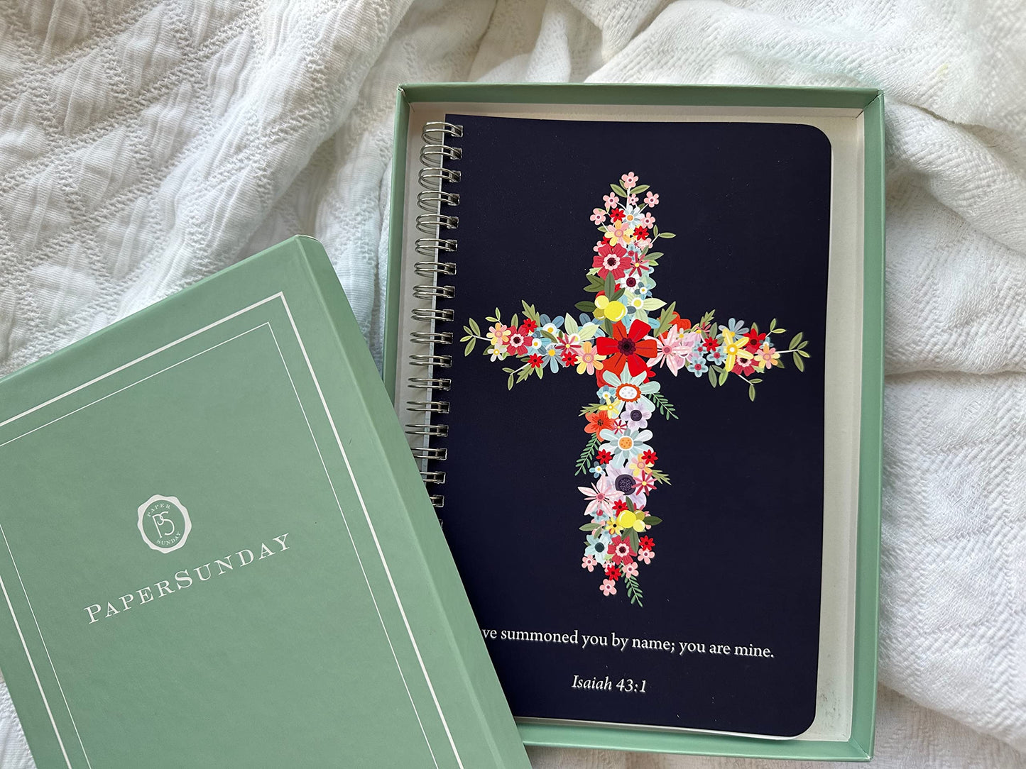 Women's Personalized Scripture Journal - Bible Journal - Prayer Journal For Women - Daily Devotional Custom Journaling Notebook Diary (Navy Floral Cross)